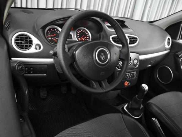Renault Clio III с пробегом 2006 года, цена 649 000 рублей, 242554 км, хэтчбек, Автокод Объявления
