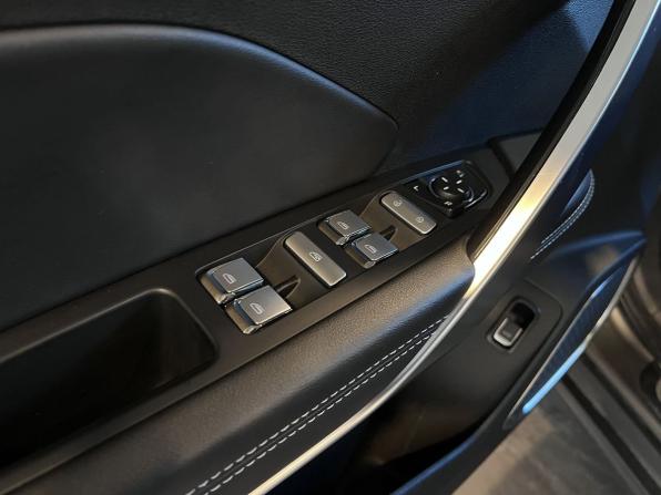 Geely Atlas Pro с пробегом 2023 года, цена 2 440 000 рублей, 58768 км, внедорожник, Автокод Объявления
