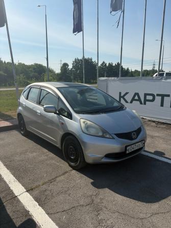 Honda Fit II с пробегом 2010 года, цена 599 000 рублей, 228000 км, хэтчбек, Автокод Объявления