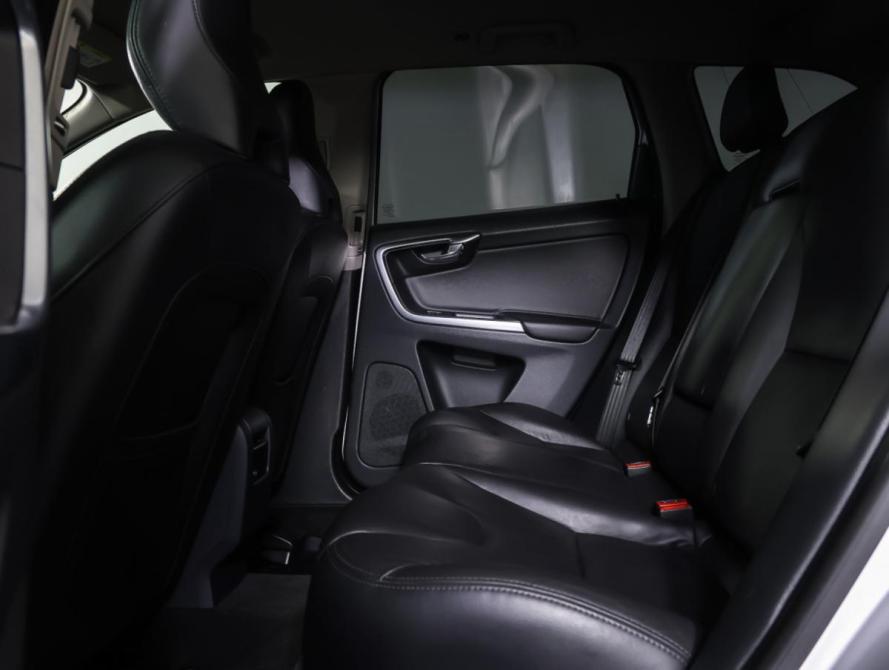 Volvo XC60 I Рестайлинг Москва  - изображение 11
