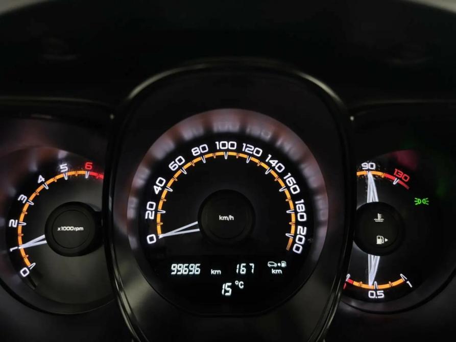 Lada (ВАЗ) Vesta I Псков  - изображение 10