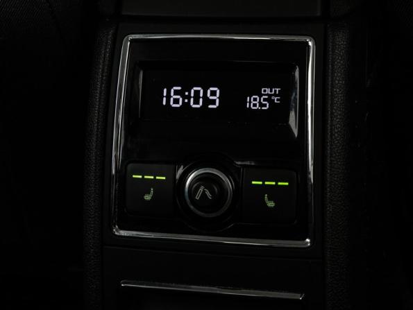 Skoda Superb II Рестайлинг с пробегом 2014 года, цена 1 400 000 рублей, 136389 км, лифтбек, Автокод Объявления