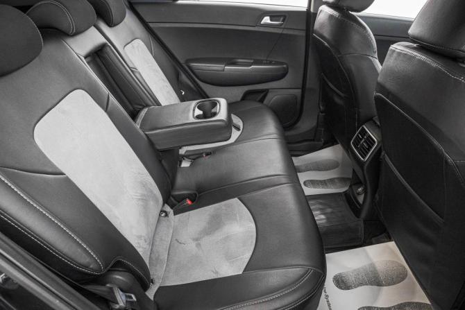 Kia Sportage IV Рестайлинг с пробегом 2021 года, цена 2 399 000 рублей, 88000 км, внедорожник, Автокод Объявления