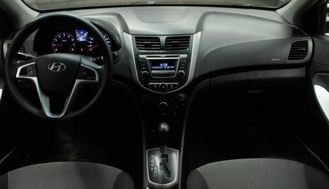 Hyundai Solaris I с пробегом 2012 года, цена 799 000 рублей, 188536 км, седан, Автокод Объявления