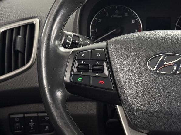 Hyundai Creta I с пробегом 2019 года, цена 2 020 000 рублей, 101011 км, внедорожник, Автокод Объявления