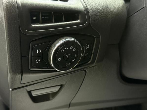 Ford Focus III с пробегом 2012 года, цена 800 000 рублей, 124563 км, хэтчбек, Автокод Объявления