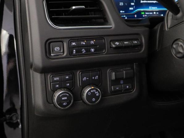 Chevrolet Suburban XII с пробегом 2023 года, цена 13 996 900 рублей, 43 км, внедорожник, Автокод Объявления