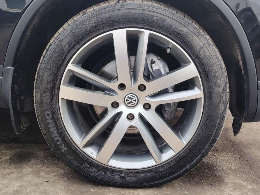 Volkswagen Touareg II Рестайлинг Москва  - изображение 18