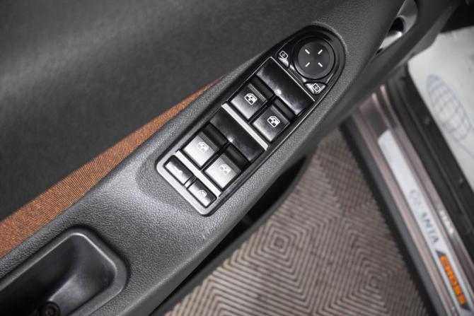 Lada (ВАЗ) Granta I с пробегом 2019 года, цена 899 000 рублей, 92000 км, лифтбек, Автокод Объявления