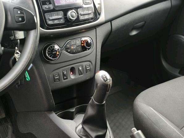 Renault Sandero II с пробегом 2016 года, цена 895 000 рублей, 108434 км, хэтчбек, Автокод Объявления