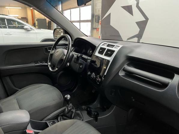 Kia Sportage II Рестайлинг с пробегом 2008 года, цена 929 900 рублей, 183000 км, внедорожник, Автокод Объявления