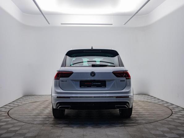 Volkswagen Tiguan II с пробегом 2020 года, цена 2 990 000 рублей, 92460 км, внедорожник, Автокод Объявления