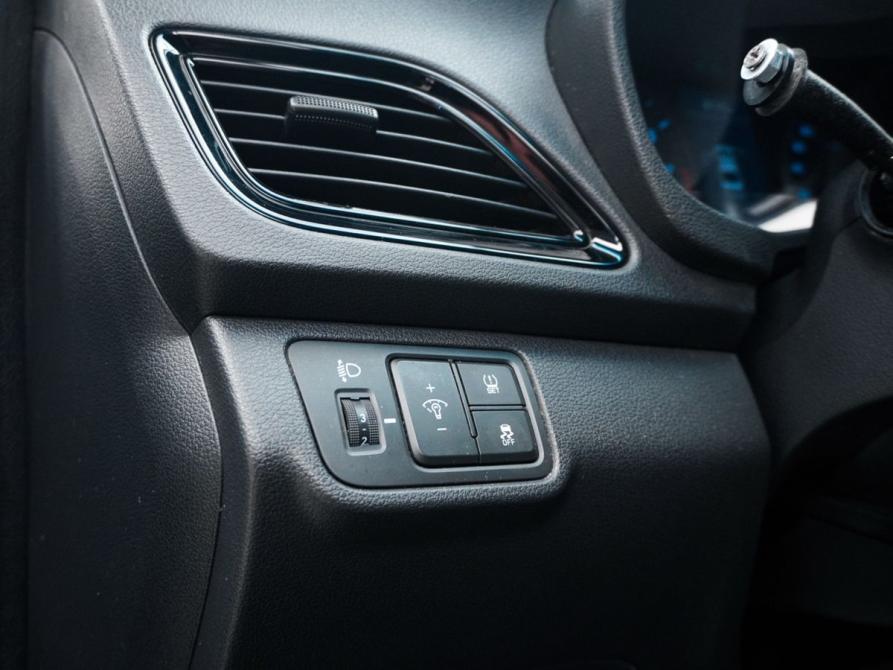 Hyundai Solaris II Рестайлинг Ростов-на-Дону  - изображение 11