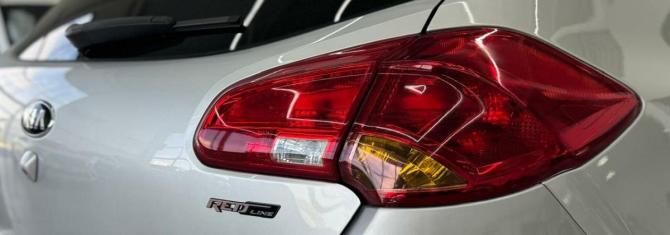 Kia Ceed II Рестайлинг с пробегом 2017 года, цена 1 299 000 рублей, 168000 км, хэтчбек, Автокод Объявления