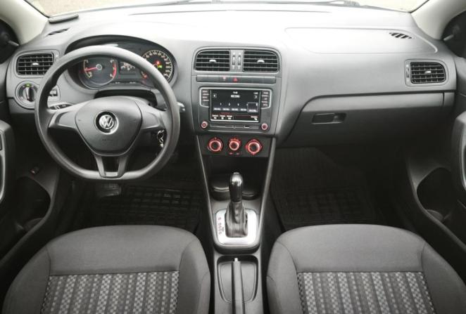 Volkswagen Polo V Рестайлинг с пробегом 2017 года, цена 1 099 000 рублей, 153157 км, седан, Автокод Объявления