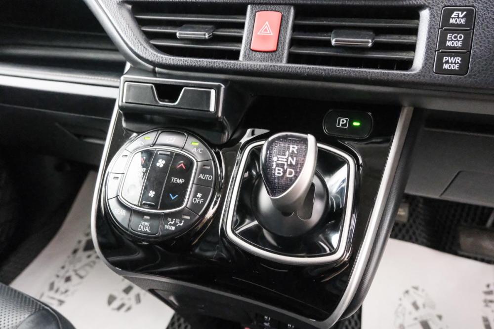 Toyota Esquire I Красноярск  - изображение 16