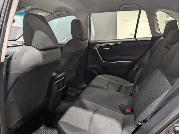 Toyota RAV4 V (XA50) с пробегом 2019 года, цена 2 595 000 рублей, 120434 км, внедорожник, Автокод Объявления