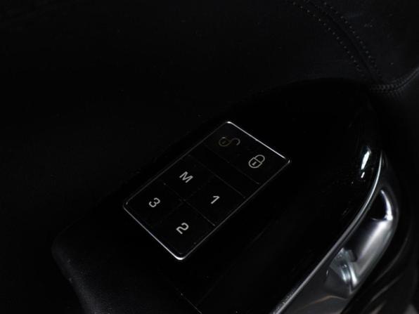 Land Rover Range Rover IV с пробегом 2014 года, цена 3 325 000 рублей, 267745 км, внедорожник, Автокод Объявления