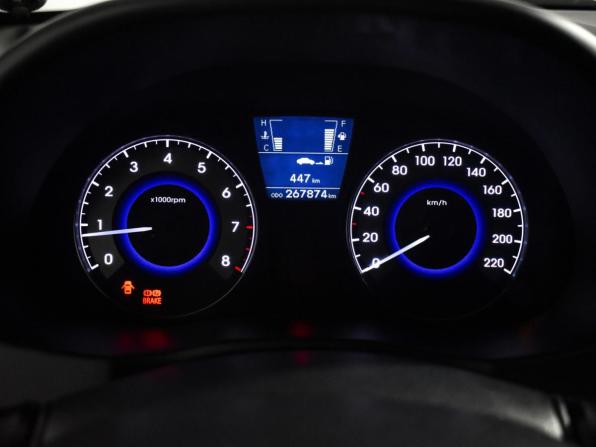 Hyundai Solaris I с пробегом 2012 года, цена 575 000 рублей, 267873 км, хэтчбек, Автокод Объявления