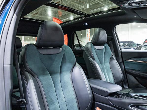 Geely Monjaro I с пробегом 2023 года, цена 2 937 960 рублей, 44651 км, внедорожник, Автокод Объявления