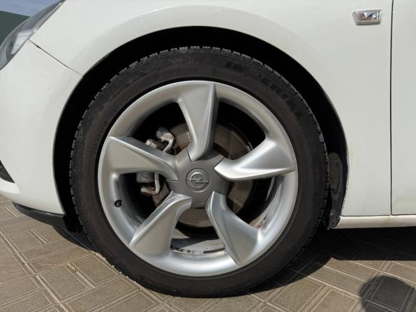 Opel Astra J Рестайлинг с пробегом 2012 года, цена 699 900 рублей, 282600 км, хэтчбек, Автокод Объявления