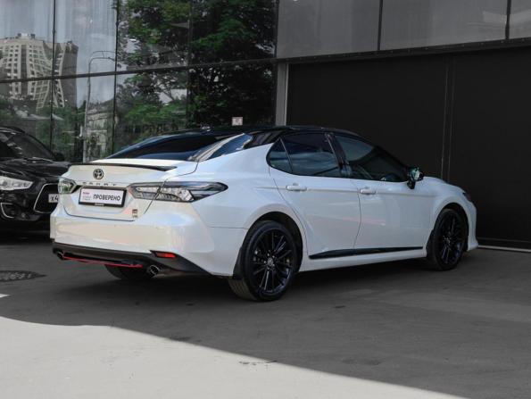 Toyota Camry VIII (XV70) Рестайлинг с пробегом 2021 года, цена 3 350 000 рублей, 79150 км, седан, Автокод Объявления