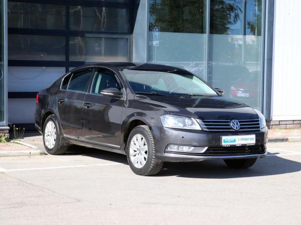 Volkswagen Passat B7 с пробегом 2011 года, цена 685 000 рублей, 290000 км, седан, Автокод Объявления
