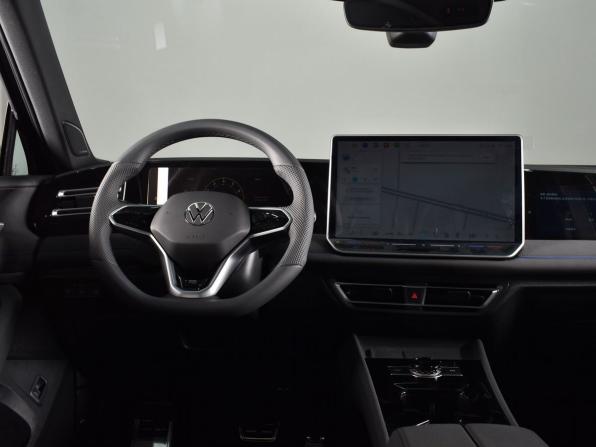 Volkswagen Tiguan III (China Market) с пробегом 2026 года, цена 4 529 995 рублей, 38 км, внедорожник, Автокод Объявления