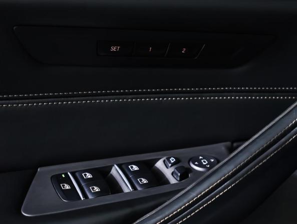 BMW 5 серии VII (G30/G31/G38) с пробегом 2018 года, цена 4 098 000 рублей, 128077 км, седан, Автокод Объявления