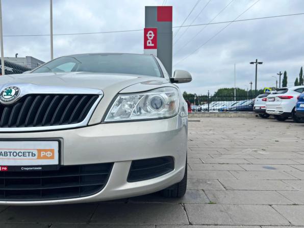 Skoda Octavia II (A5) Рестайлинг с пробегом 2012 года, цена 1 078 000 рублей, 122310 км, лифтбек, Автокод Объявления