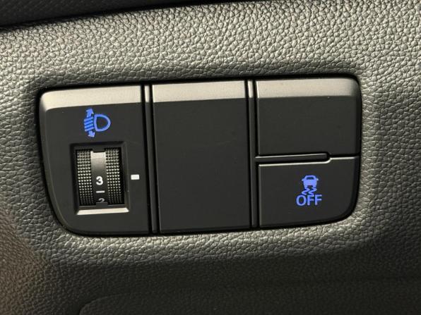 Hyundai Creta I с пробегом 2018 года, цена 1 390 000 рублей, 150125 км, внедорожник, Автокод Объявления