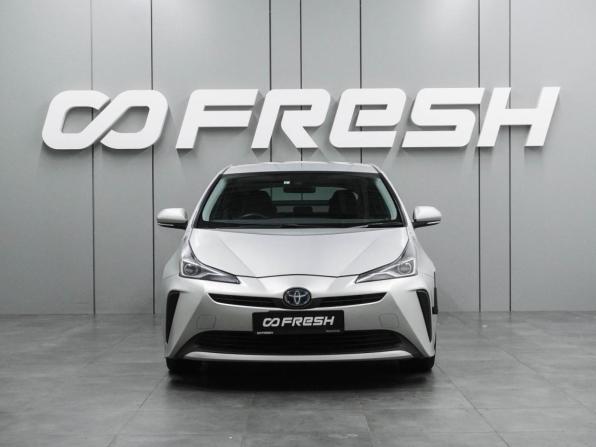 Toyota Prius IV (XW50) с пробегом 2019 года, цена 1 699 000 рублей, 111685 км, лифтбек, Автокод Объявления