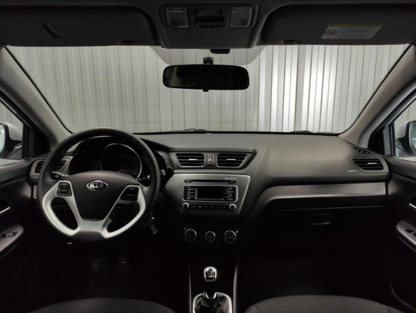 Kia Rio III Рестайлинг с пробегом 2017 года, цена 1 129 000 рублей, 115084 км, седан, Автокод Объявления