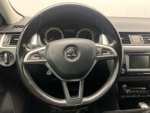 Skoda Rapid I с пробегом 2016 года, цена 853 000 рублей, 226826 км, лифтбек, Автокод Объявления