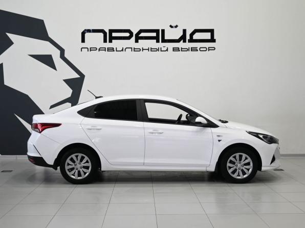Hyundai Solaris II Рестайлинг с пробегом 2021 года, цена 1 729 900 рублей, 76000 км, седан, Автокод Объявления