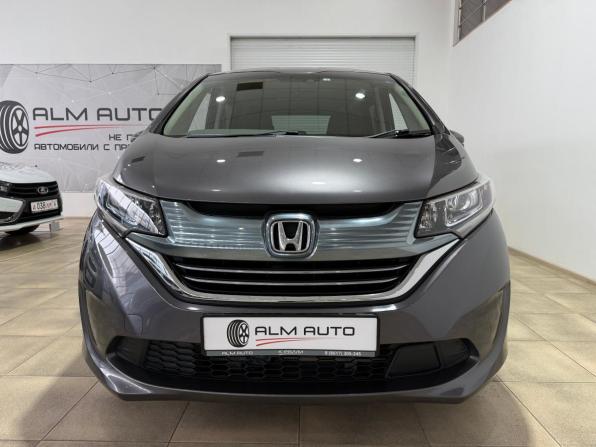 Honda Freed II с пробегом 2017 года, цена 1 430 000 рублей, 138500 км, компактвэн, Автокод Объявления
