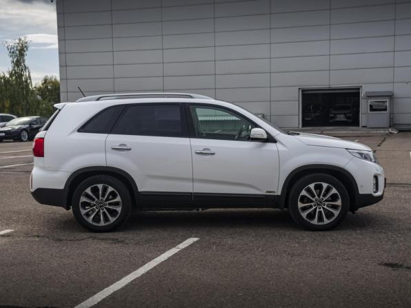 Kia Sorento II Рестайлинг с пробегом 2013 года, цена 1 648 000 рублей, 184642 км, внедорожник, Автокод Объявления