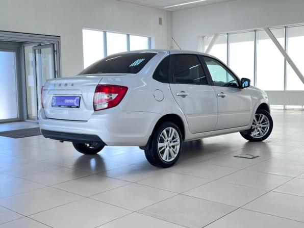 Lada (ВАЗ) Granta I Рестайлинг с пробегом 2024 года, цена 950 000 рублей, 7777 км, седан, Автокод Объявления
