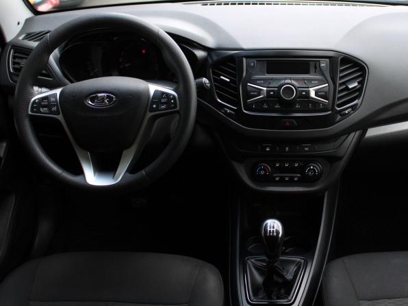Lada (ВАЗ) Vesta I с пробегом 2018 года, цена 1 029 000 рублей, 83314 км, универсал, Автокод Объявления