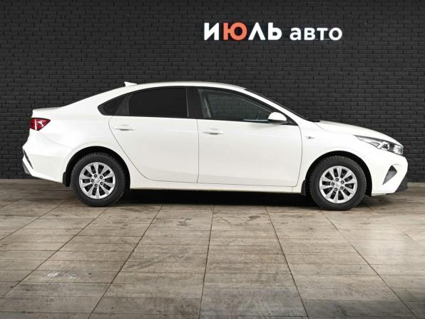 Kia Cerato IV Рестайлинг с пробегом 2022 года, цена 2 550 000 рублей, 39036 км, седан, Автокод Объявления