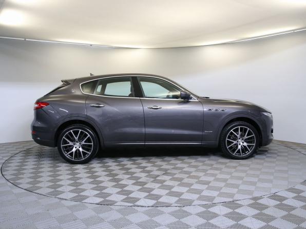 Maserati Levante I с пробегом 2018 года, цена 5 650 000 рублей, 46354 км, внедорожник, Автокод Объявления