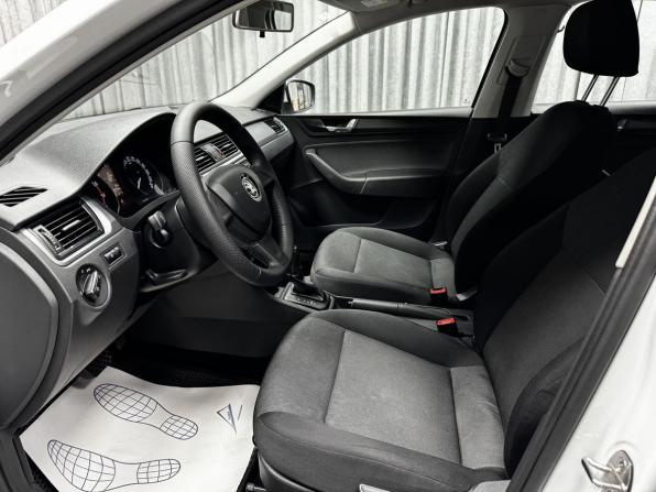 Skoda Rapid I Рестайлинг с пробегом 2018 года, цена 1 390 000 рублей, 134581 км, лифтбек, Автокод Объявления