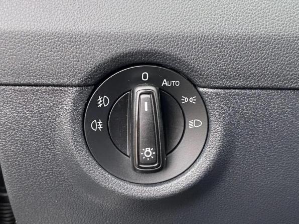 Skoda Octavia III (A7) Рестайлинг с пробегом 2017 года, цена 1 465 000 рублей, 103172 км, лифтбек, Автокод Объявления