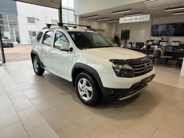 Renault Duster I с пробегом 2014 года, цена 825 000 рублей, 196048 км, внедорожник, Автокод Объявления