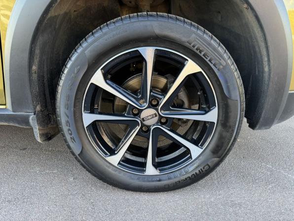 Renault Sandero II с пробегом 2016 года, цена 829 000 рублей, 223445 км, хэтчбек, Автокод Объявления