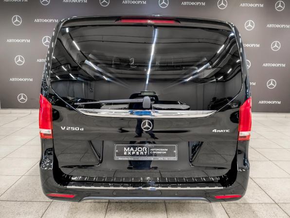 Mercedes-Benz Vito III (W447) Рестайлинг с пробегом 2019 года, цена 4 900 000 рублей, 150800 км, минивэн, Автокод Объявления