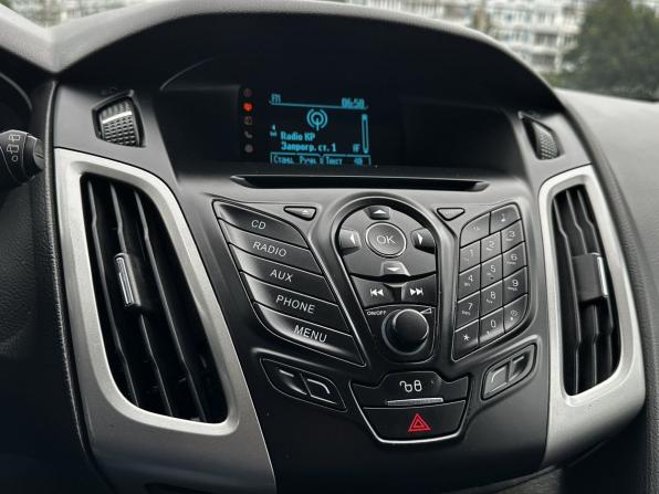 Ford Focus III с пробегом 2015 года, цена 868 000 рублей, 203642 км, хэтчбек, Автокод Объявления