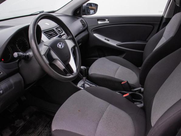 Hyundai Solaris I с пробегом 2013 года, цена 945 000 рублей, 137801 км, седан, Автокод Объявления