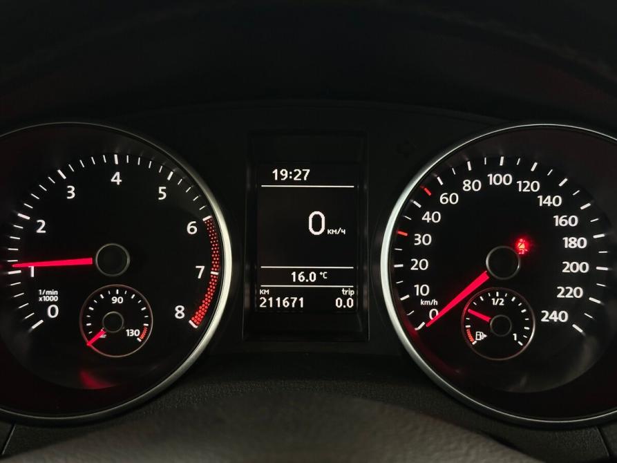 Volkswagen Golf VI Москва  - изображение 6