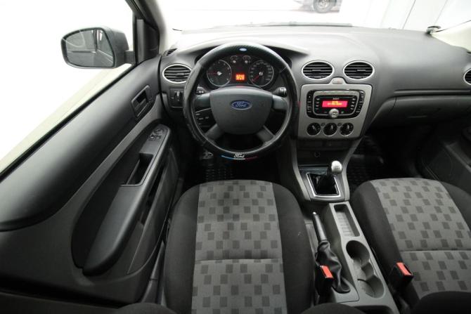 Ford Focus II Рестайлинг с пробегом 2008 года, цена 420 000 рублей, 221800 км, седан, Автокод Объявления